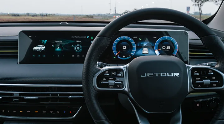 10.25” Dual Big Screens